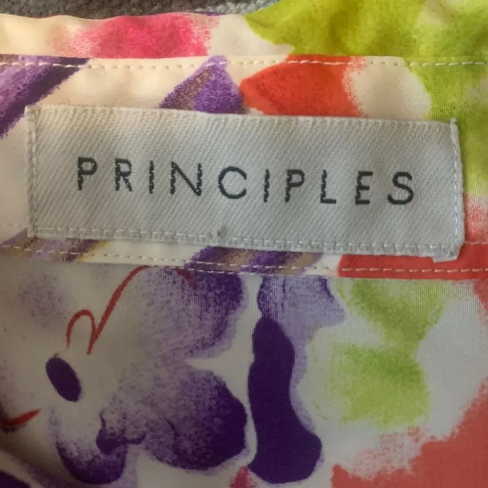 Bright and funky floral polka dot button up blouse size large principles - Picture 5 of 5